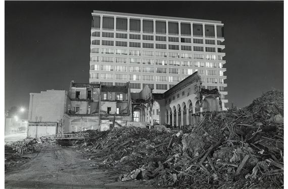 Downtown Pasadena - Tod Papageorge