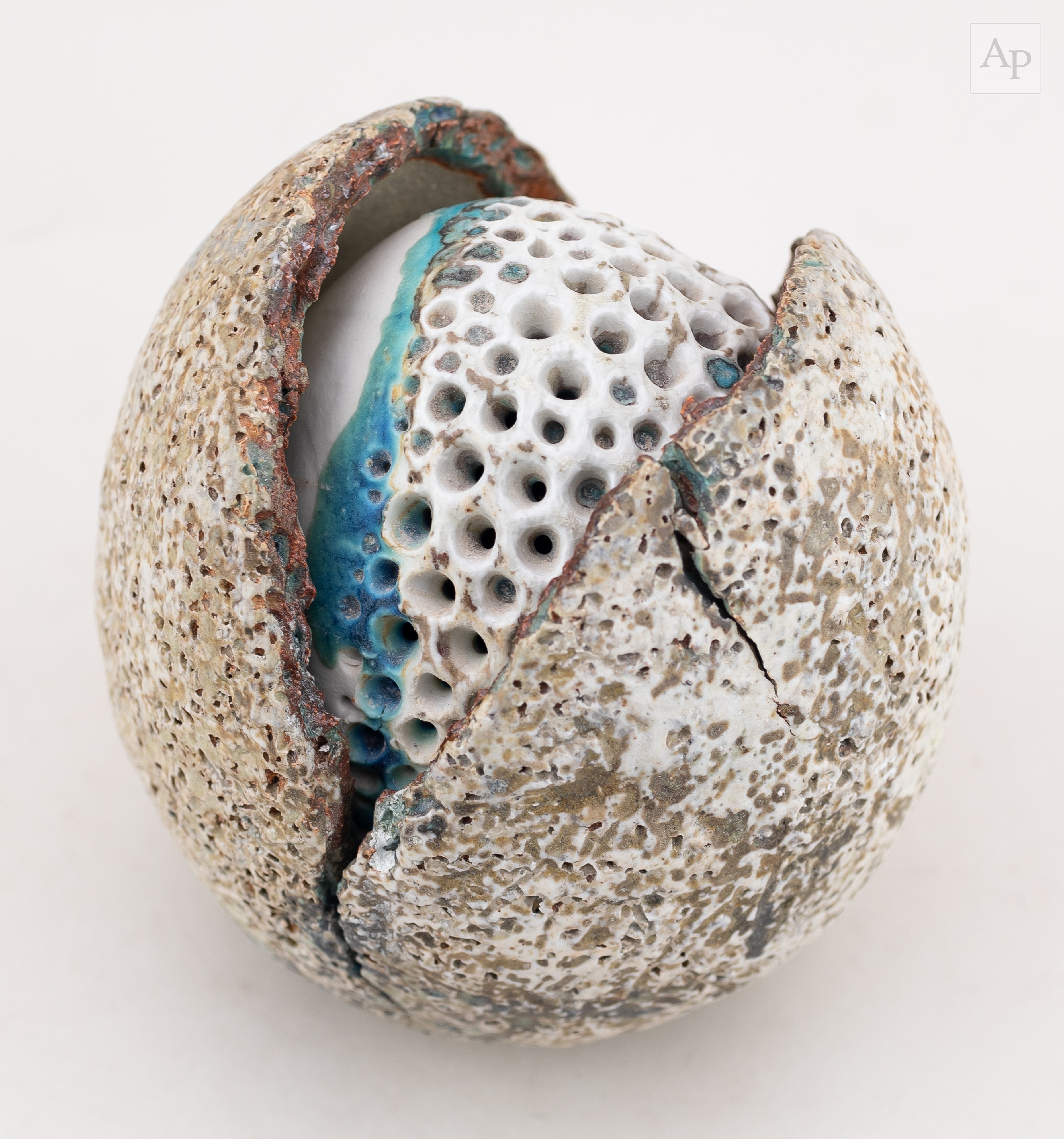 Alan Wallwork | a stoneware and porcelain split egg form | MutualArt