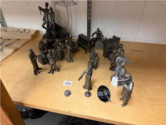 Michael Ricker | Collection Michael Ricker Pewter Figures Including ...
