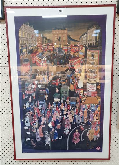 PICADILLY CIRCUS (WINTER LONDON) - Molly Moss