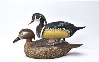 Pair of wood duck decoratives - Ralph Malpage