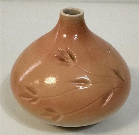 PRETTY JUDY BLAKE BREWER SIGNED POTTERY VESSEL by Judy Blake