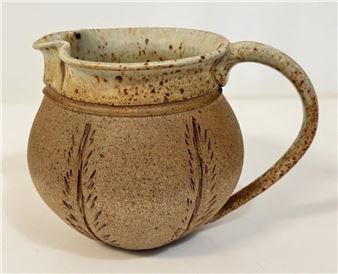 NICE JUDY BLAKE BREWER SIGNED POTTERY PITCHER - Judy Blake