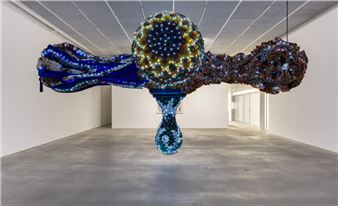 Joana Vasconcelos: Around the World - Casa Triangulo