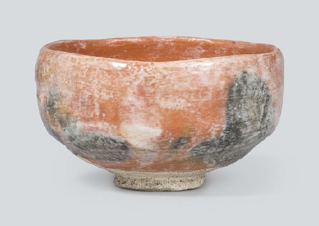Keinyu Raku (11th) | Red tea bowl | MutualArt