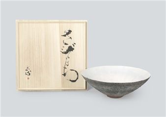 Bowl with line design in colored slip - Usami Seiji