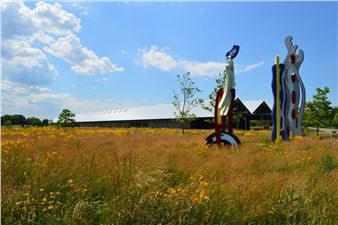 How to Plan an Art-Filled Day Trip to the Hamptons