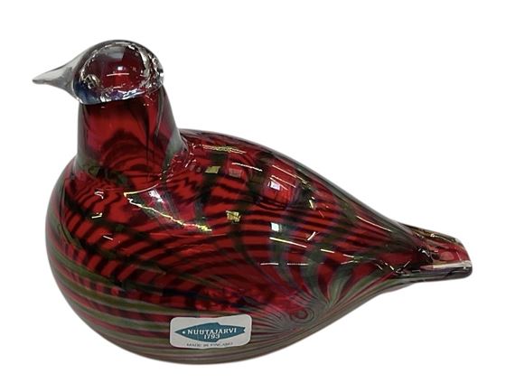 Finnish ruby art glass bird by Oiva Toikka