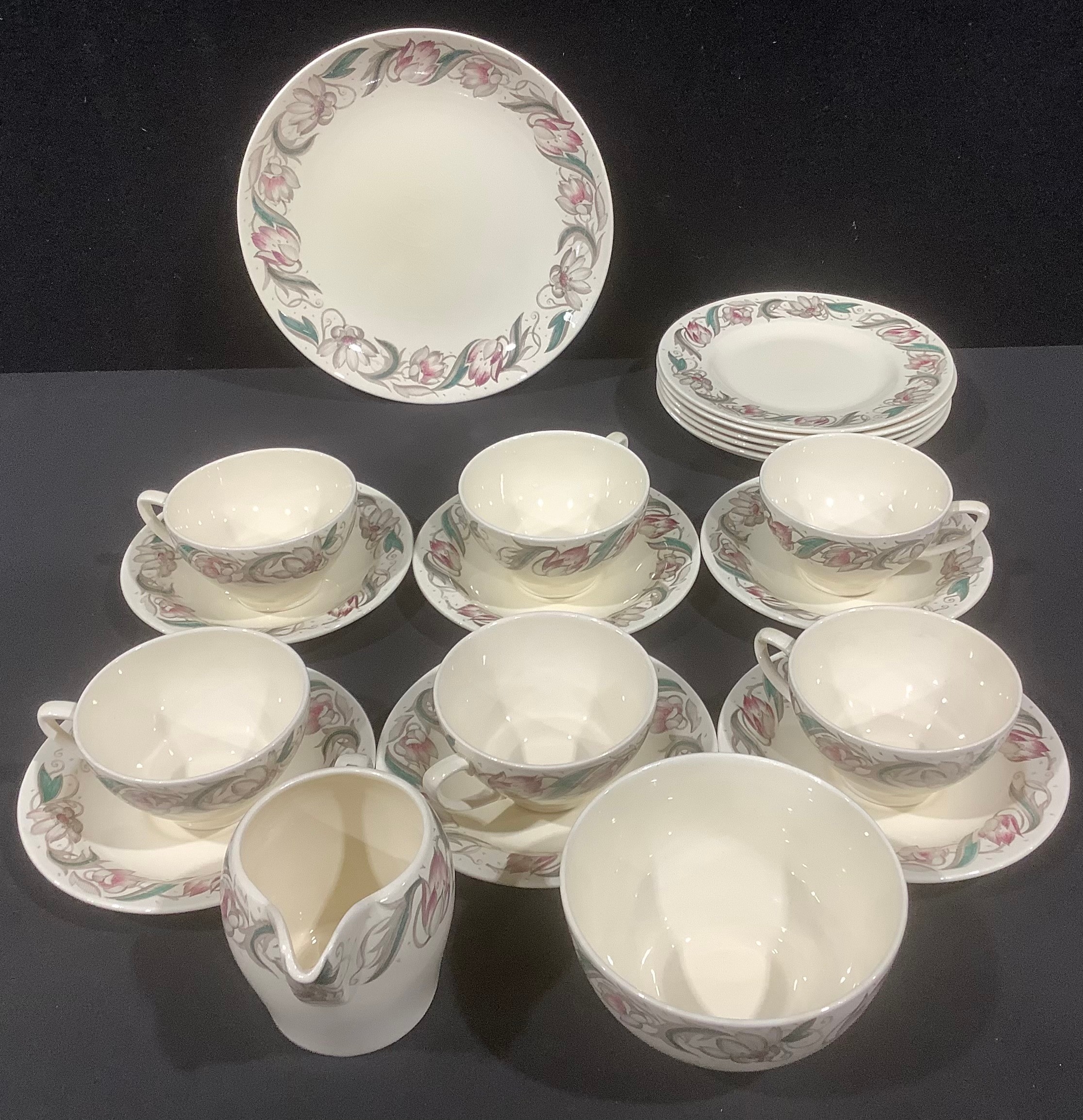Susie Cooper | Susie Cooper floral pattern tea set | MutualArt