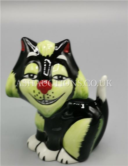 Gnasher the Cat by Lorna Bailey