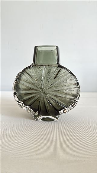 Whitefriars sunburst vase by Geoffrey Baxter