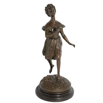 Female figural sculpture - Max Milo