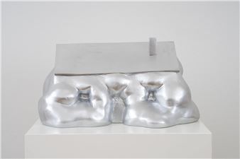 Sculpture 2 - Gallery Ludorff