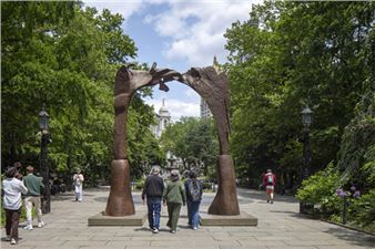 Thaddeus Mosley: Touching the Earth - Art in the Parks