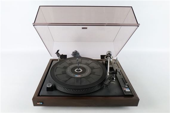BIC Multiple Play Manual Turntable - MANUAL