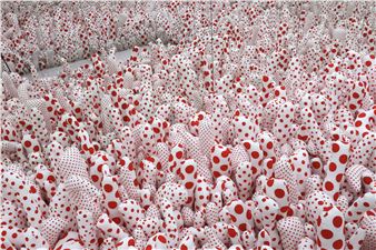 Yayoi Kusama Infinity - Espace Louis Vuitton Osaka