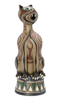 A large chamotte stoneware figure in the shape of a circus cat - Thomas Toft