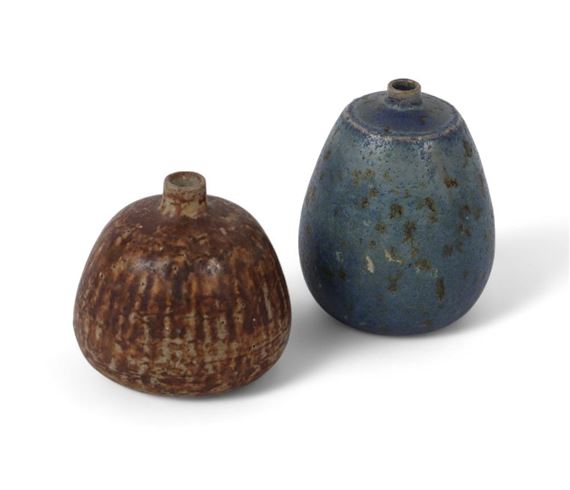 A group of two Eigil Hinrichsen miniature vases - Eigil Hinrichsen