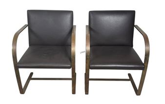 PAIR OF MIES VAN DER ROHE BY KNOLL LEATHER ARMCHAIRS - Ludwig Mies van der Rohe