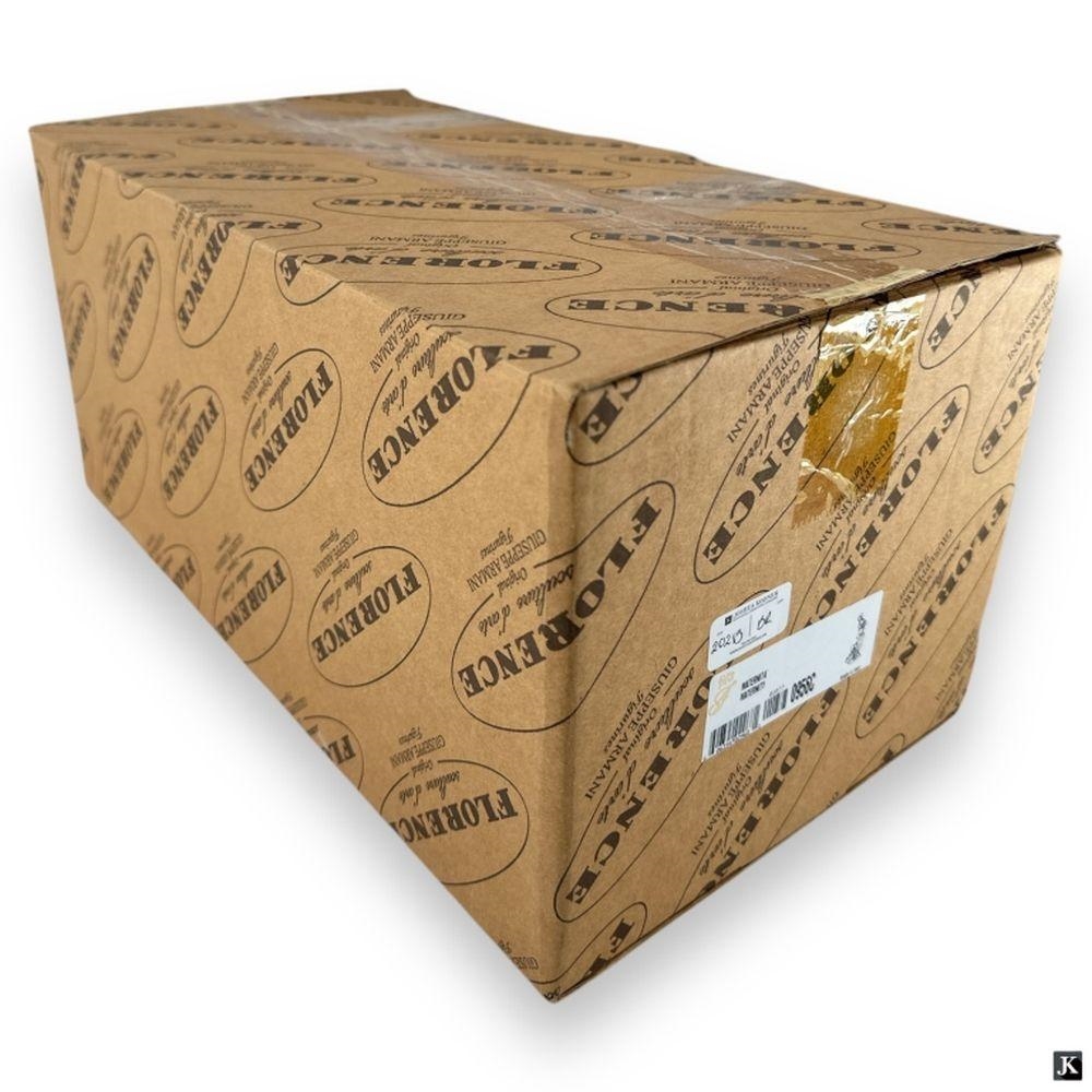 Artwork by Giuseppe Armani, MATERNITY, Made of porcelain