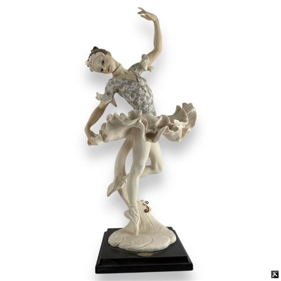 JULIETTE by Giuseppe Armani