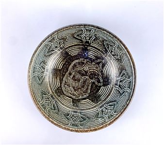 a stoneware studio pottery bowl - Agnete Hoy