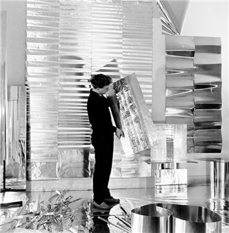 Harvard Art Museums receive Major Heinz Mack sculpture from Mack Foundation