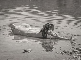 Katy Grannan: Mad River - Fraenkel Gallery