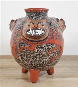 Large Mexican folk art pottery vessel - Jose Luis Cortez Hernandez