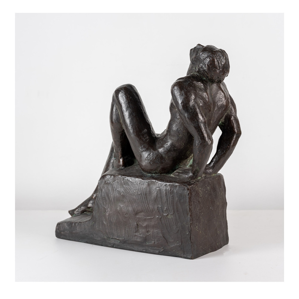 Artwork by Oscar Han, Nude - Seated Man, Made of bronze sculpture