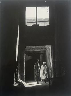 In a street in Fez, Morocco - Bernard Rouget