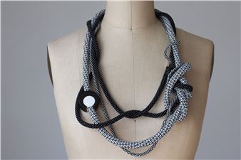 Architecture of Grace: The Jewelry of Jacqueline Lillie - Sienna Patti