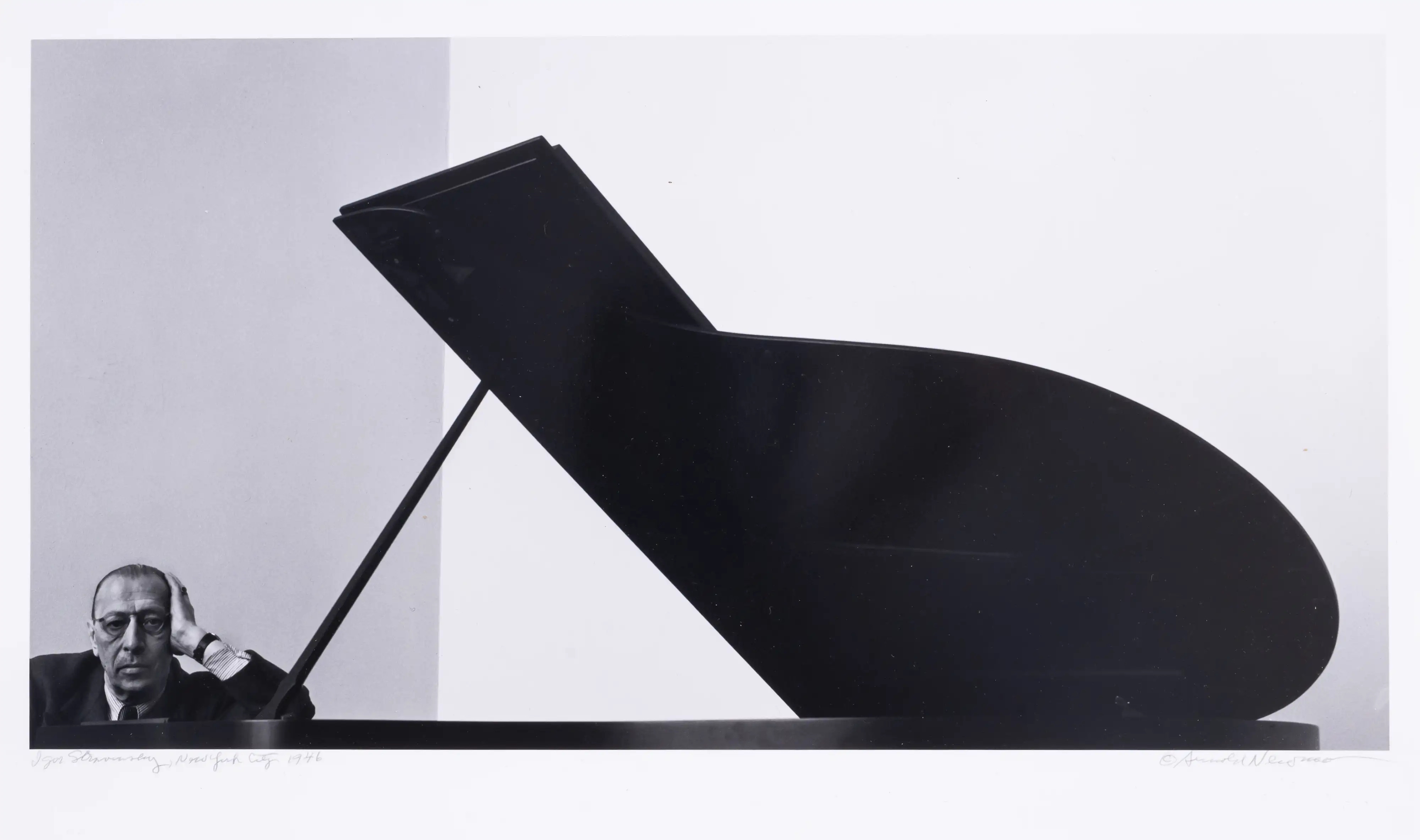 Arnold Newman | 722 Artworks at Auction | MutualArt