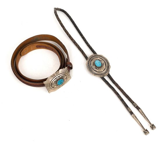 SUMMER ESTATES - Tommy Singer