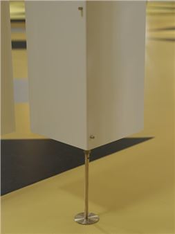 Leonor Antunes: a line that lies in between - Galeria Luisa Strina