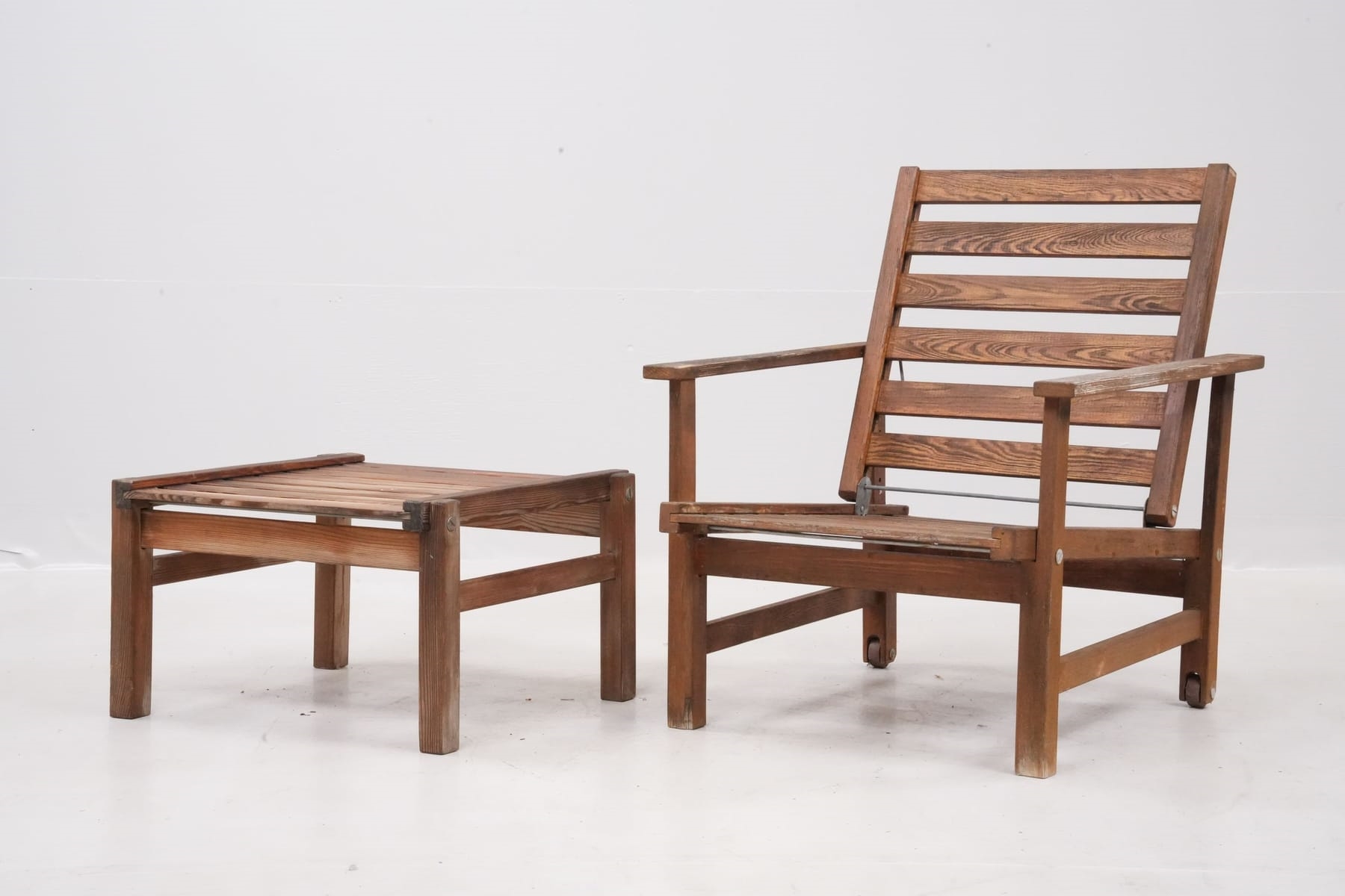 Artwork by Elsa Stackelberg, solstol