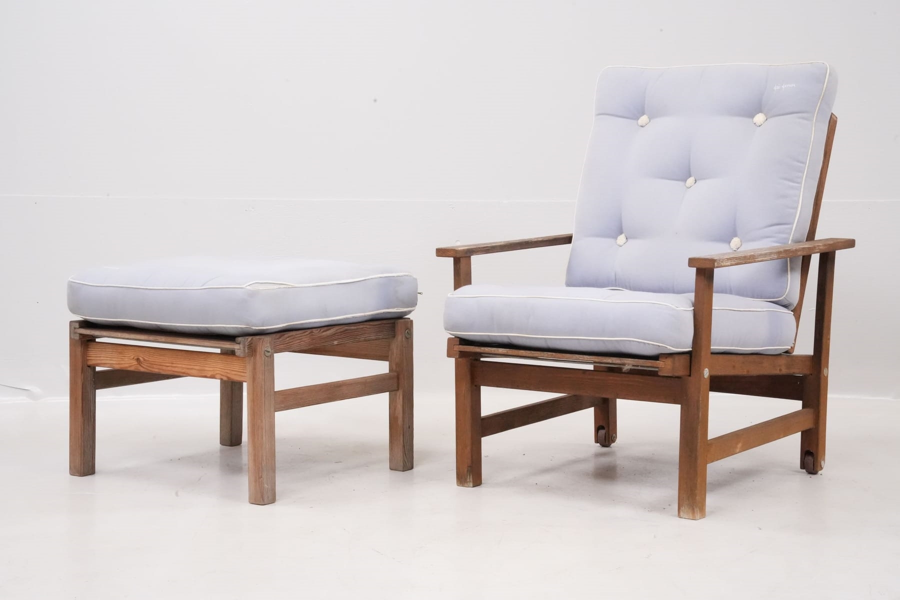 Artwork by Elsa Stackelberg, solstol