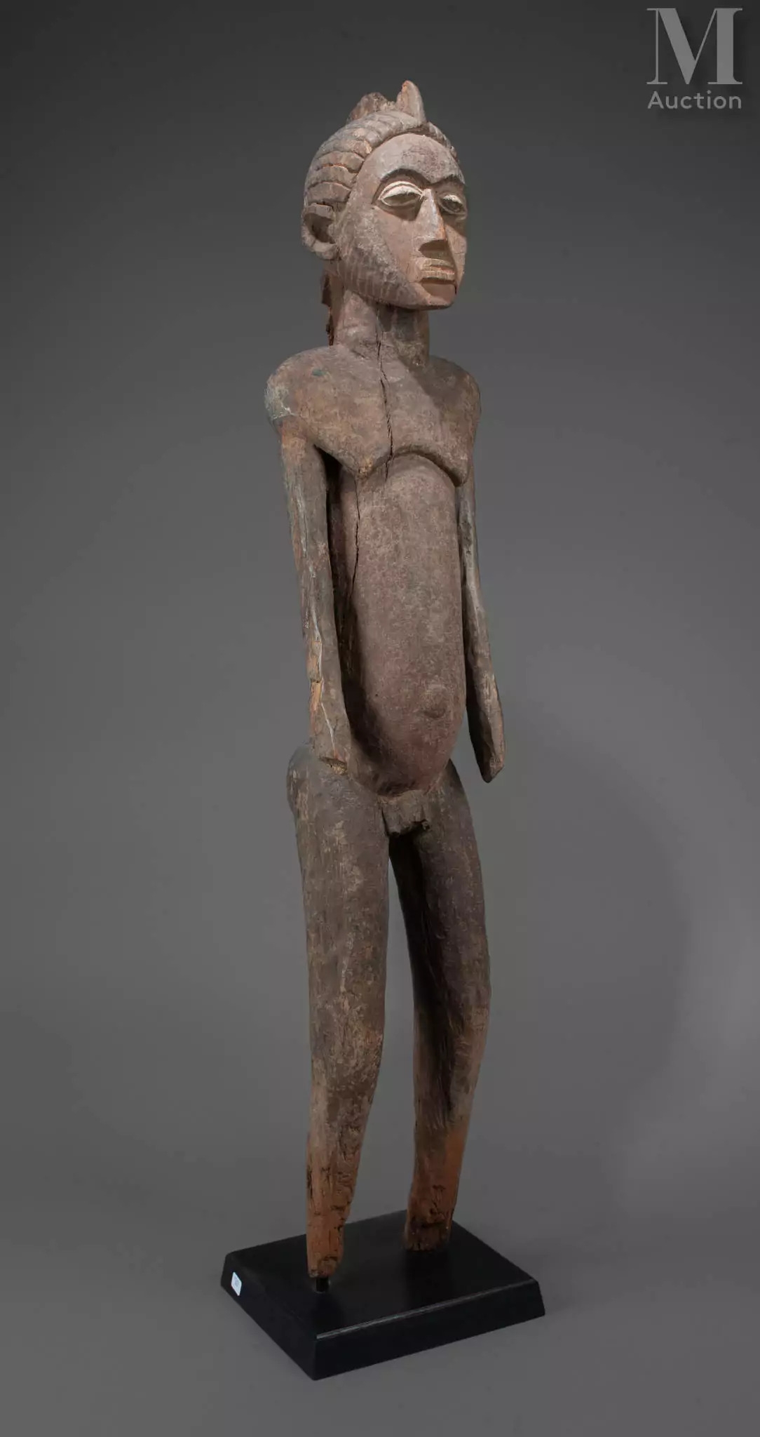 Burkinabe School | Personnage masculin debout | MutualArt