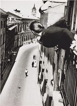 Marathon at University Street, Vilnius - Antanas Sutkus