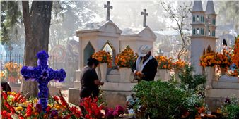 Día de Muertos: A Celebration of Remembrance