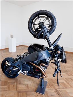 Alexandra Bircken at Kunsthaus Biel / Centre d’art Bienne