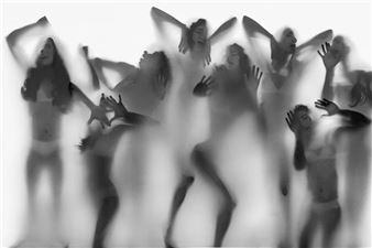 Claudia Hilda: Neither Here, Nor There – The Migrant Body - Carvalho Park