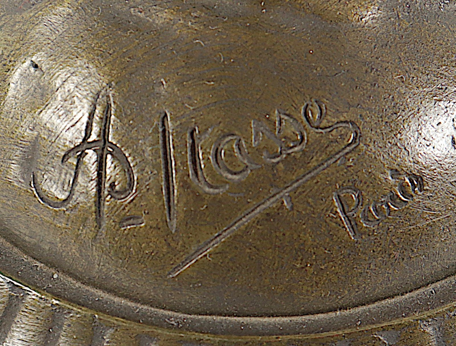 Artwork by Adolphe Itasse, Amor vainqueur - Siegreiche Liebe, Made of Bronze