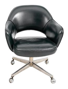 Eero Saarinen for Knoll Executive Office Arm Chair - Eero Saarinen