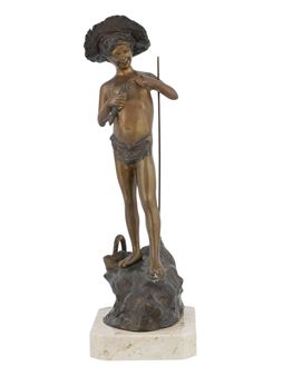 A PATINATED BRONZE FIGURE OF A YOUNG NEAPOLITAN FISHERMAN - Vaplese