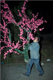 The Surreal Street Photography of Feng Li