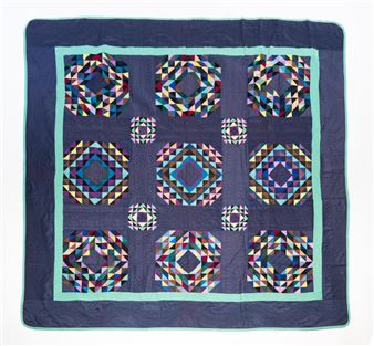 OCEAN WAVES QUILT - Amish