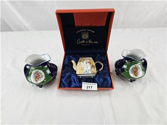 three ages of woman - Charlotte di Vita