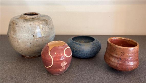 Vases (4