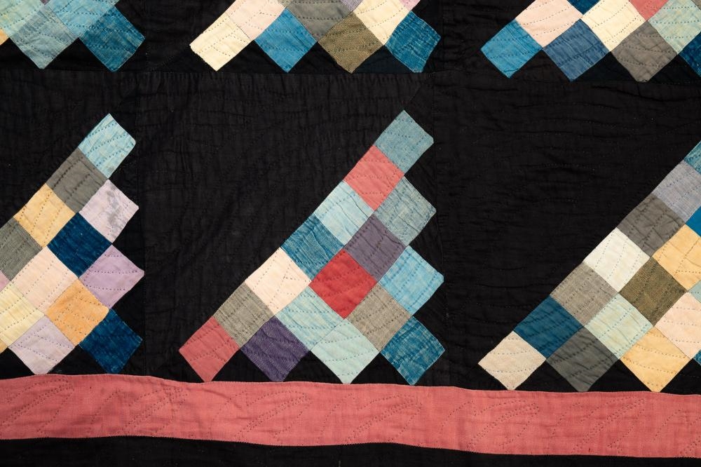 Artwork by Amish, DIAGONAL SIXTEEN-PATCH QUILT, Made of Cotton